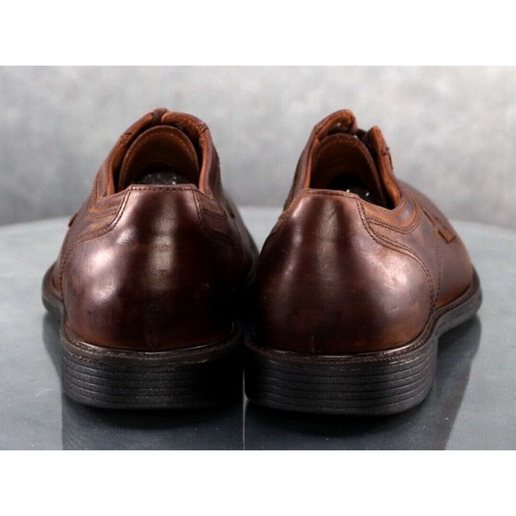 Oxfords_&_Derbys
